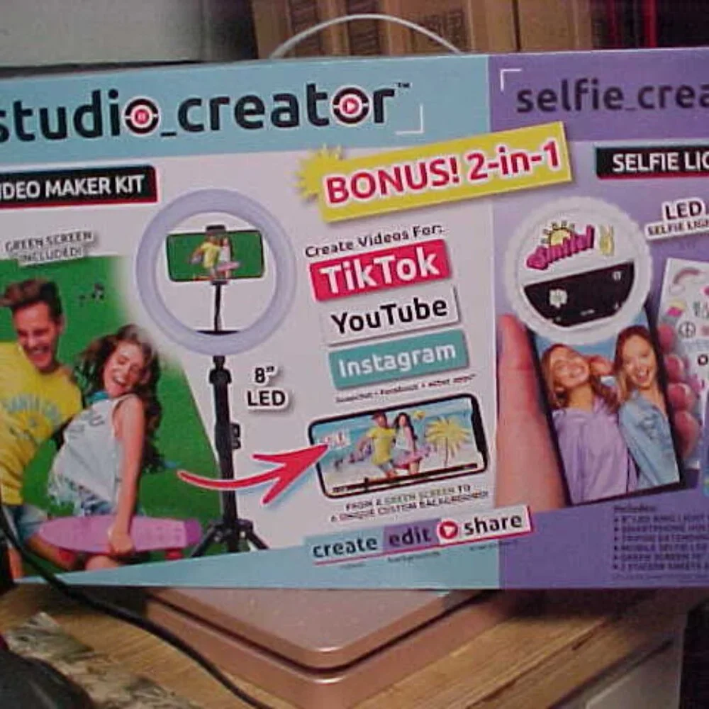 Studio Creator Video Maker Kit - Picture 1 of 5